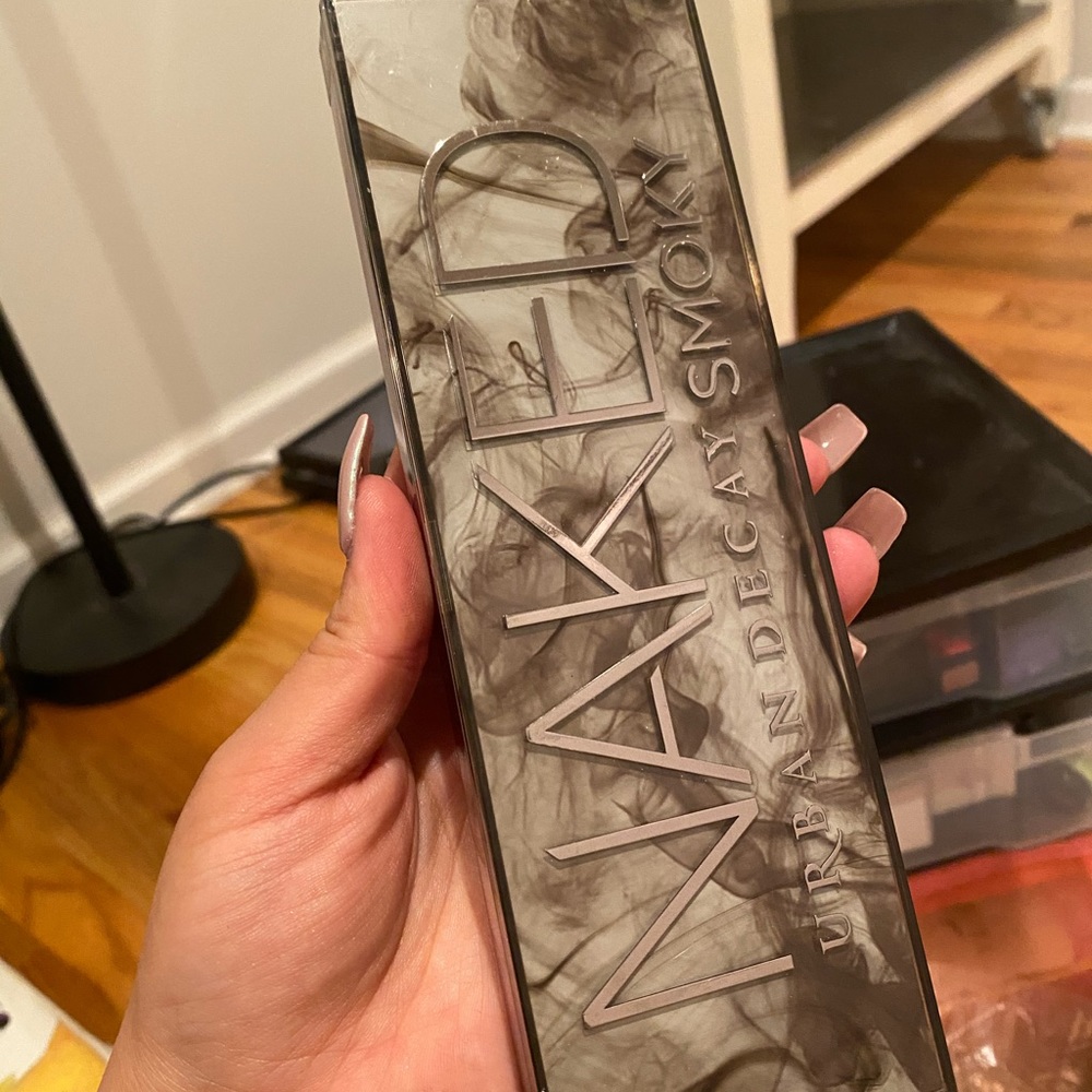 Urban Decay - Smoky Palette [DISCONTINUED]
